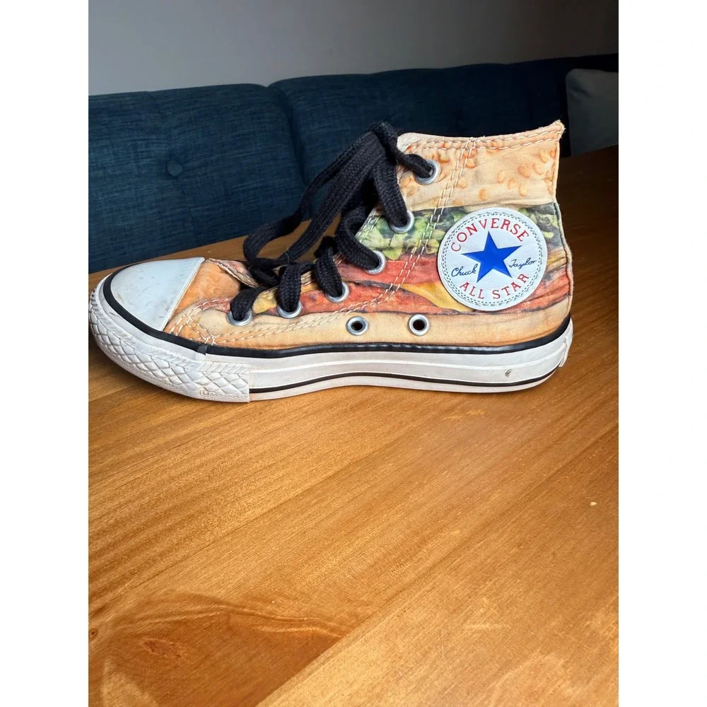 Converse Chuck Taylor‎ High Top Hamburger Cheeseburger Rare Print Kids Shoes 11